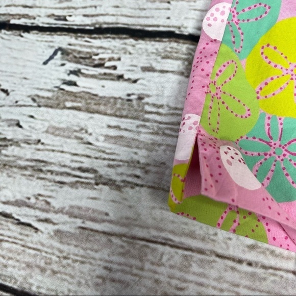 Lilly Pulitzer Printed Shorts Size 4 - Picture 7 of 11